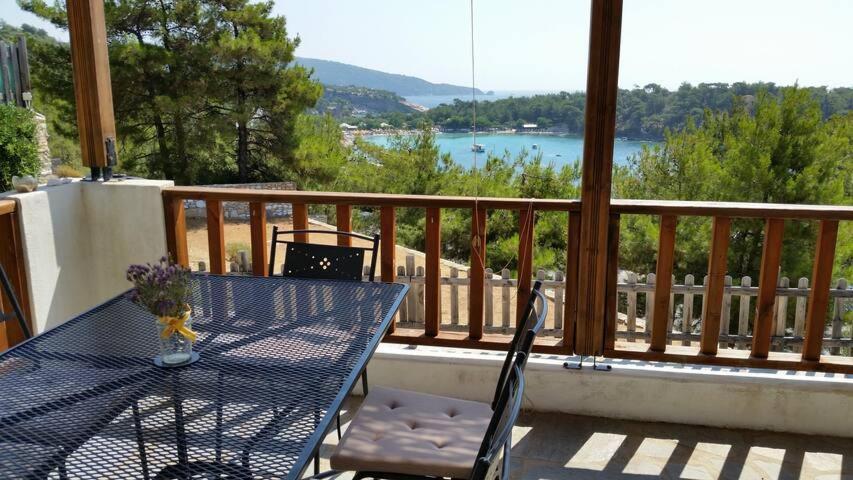 Апартаменты Aliki House Экстерьер фото