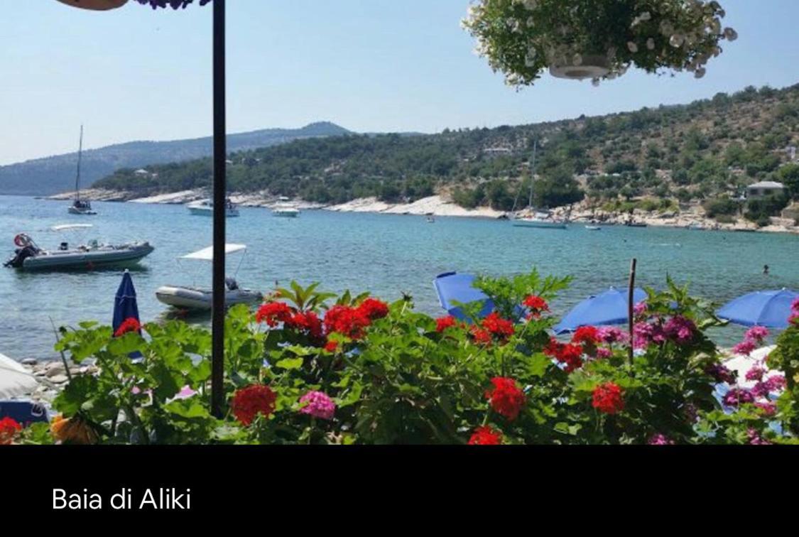 Апартаменты Aliki House Экстерьер фото